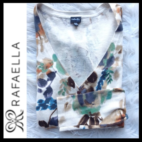 Rafaella Petite Floral Cardigan - Picture 3 of 5